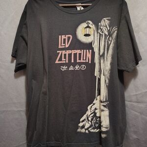 Led Zeppelin Black Graphic Tee